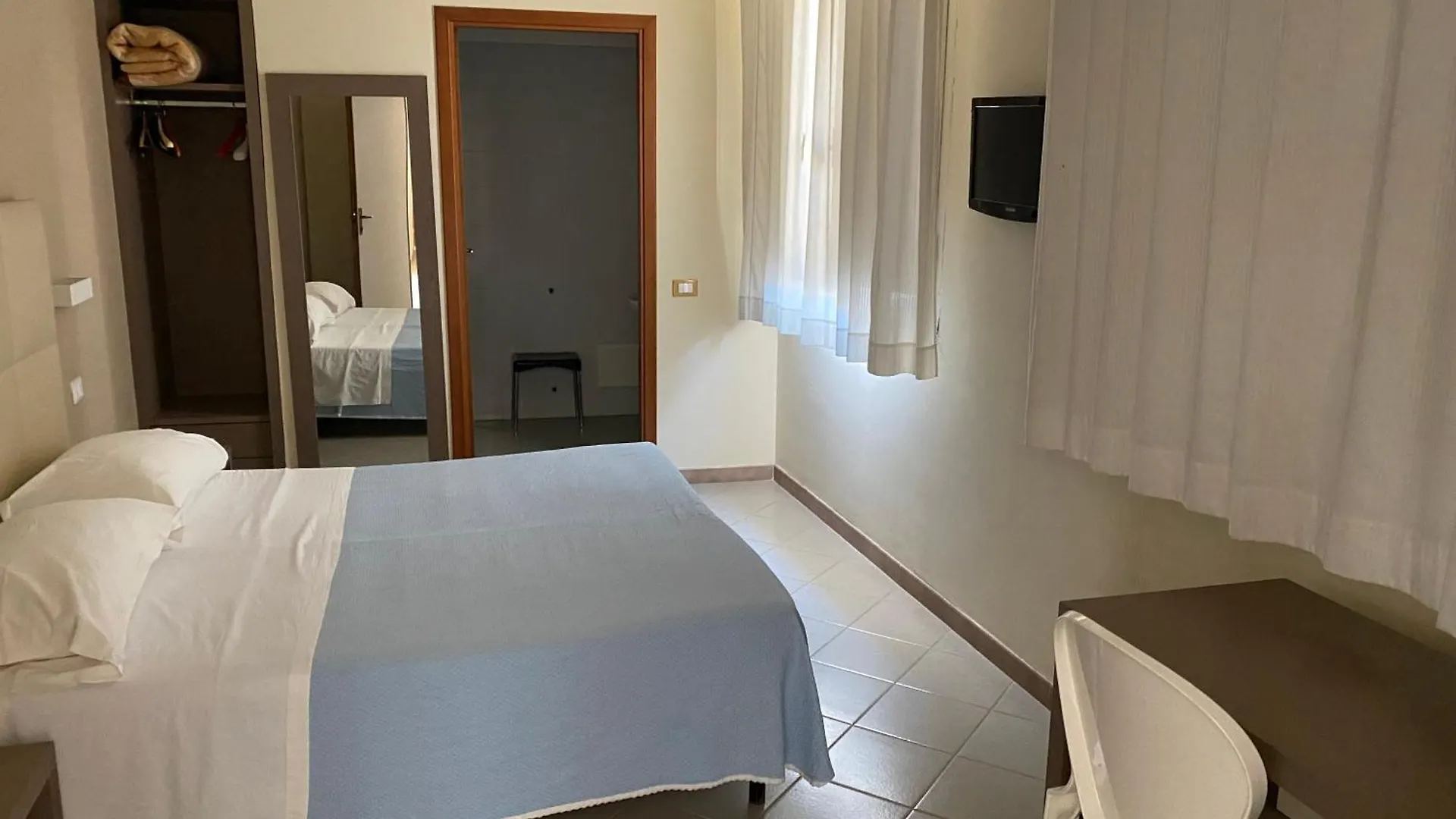 Hotel Moderno Trapani 2*,