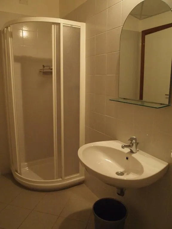 Hotel Moderno Trapani 2*,  Włochy